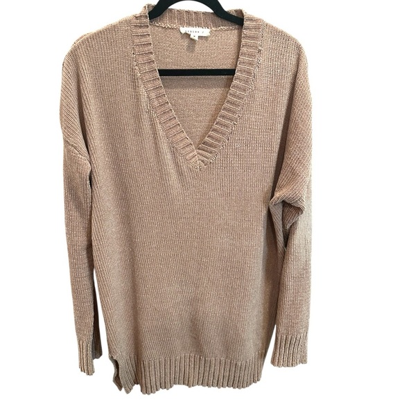 Reborn J Tan V-Neck Sweater with Ribbed Detailing - Picture 1 of 9